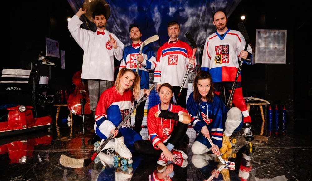 Země mezi mantinely