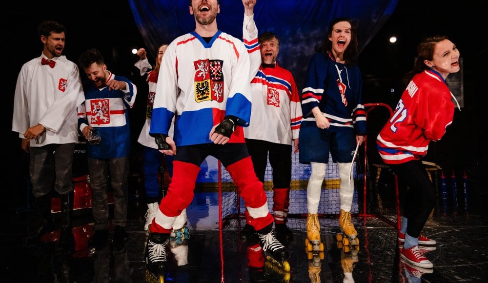 Země mezi mantinely