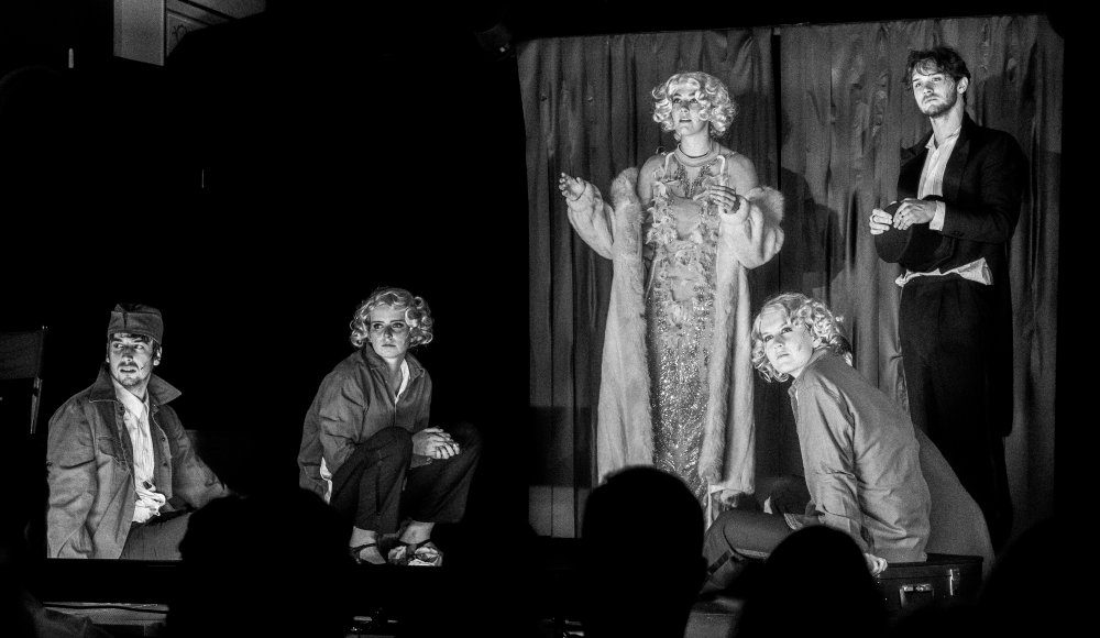 Divadlo MA: Být Marlene Dietrich