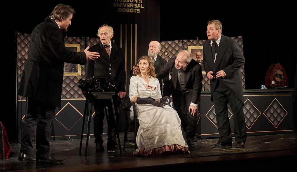 Divadlo Krakonoš: R.U.R.