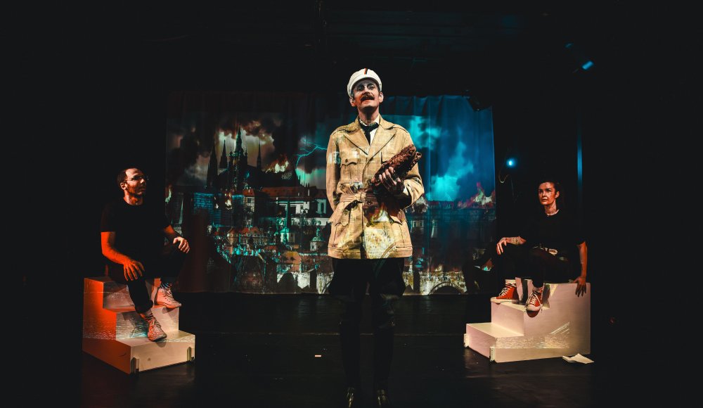 Lovci české minulosti