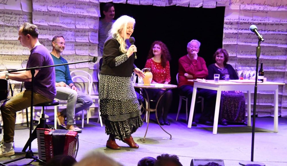 VEČER NA CIBULCE aneb Tobogan z Ypsilonky