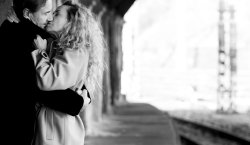 Divadlo Frída: SMYSLŮ ZBAVENÍ