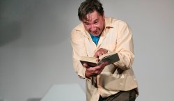 Divadlo Frída: FACHMAN