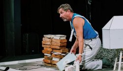 Divadlo Frída: FACHMAN