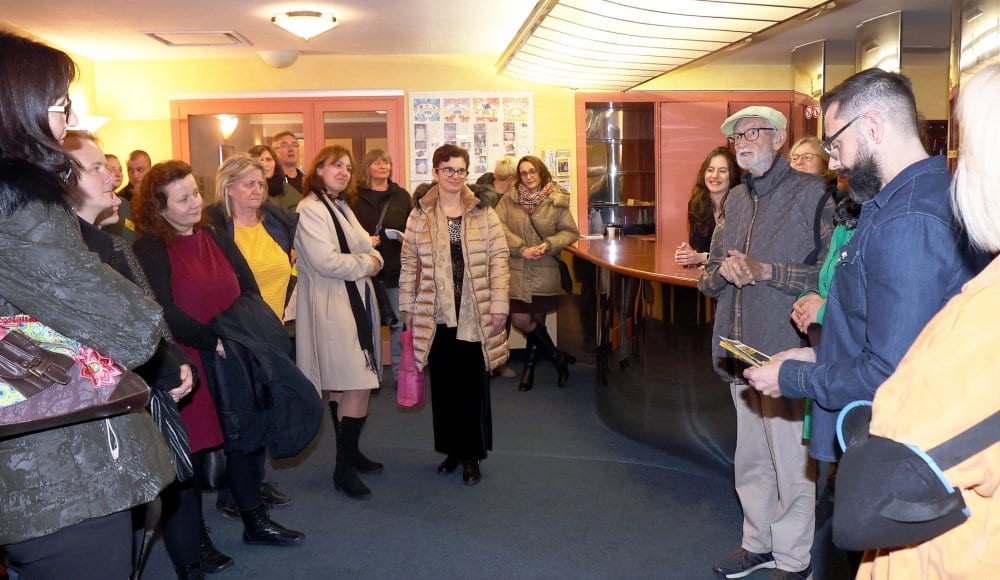 Noc divadel 2023 / Hoří