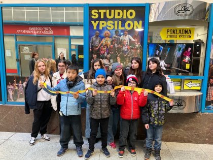 Děti zaplnily Ypsilonku. Lovci české minulosti jako dárek na závěr prázdnin